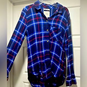 American Eagle boyfriend fit button down Size M